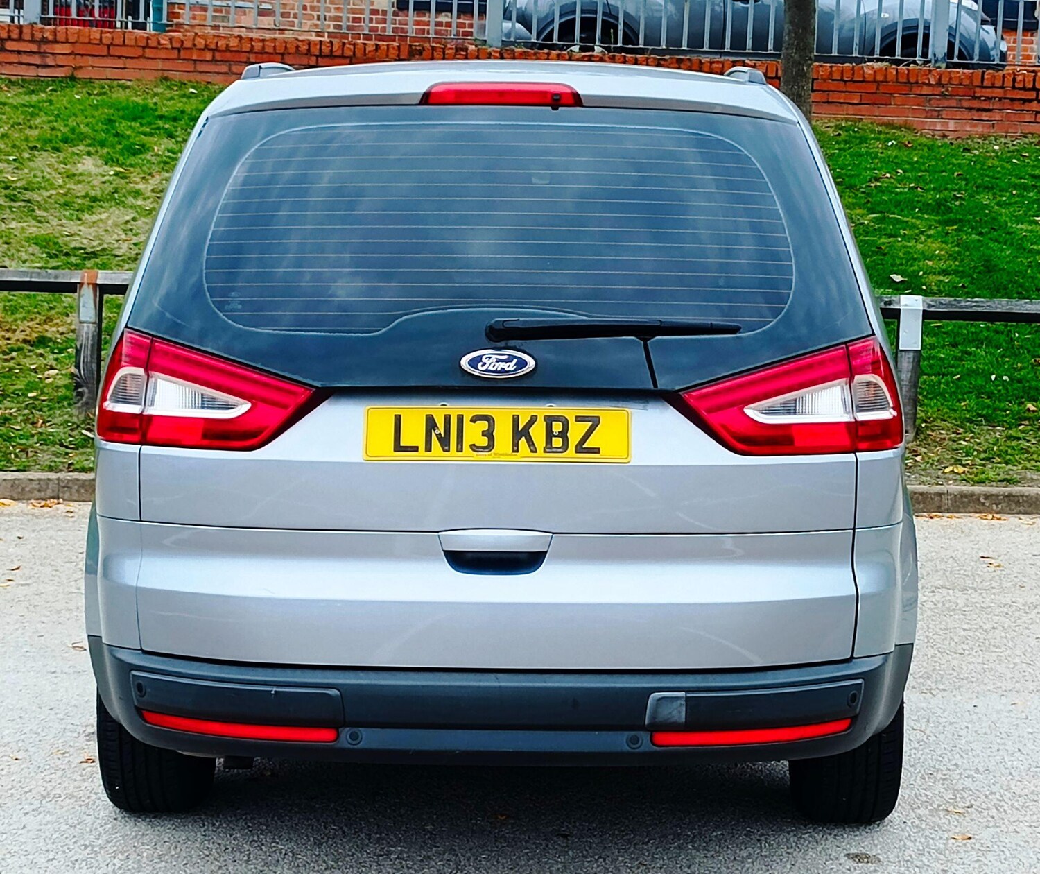 Used Ford Galaxy 2013 for sale - 76361075: Photo 6