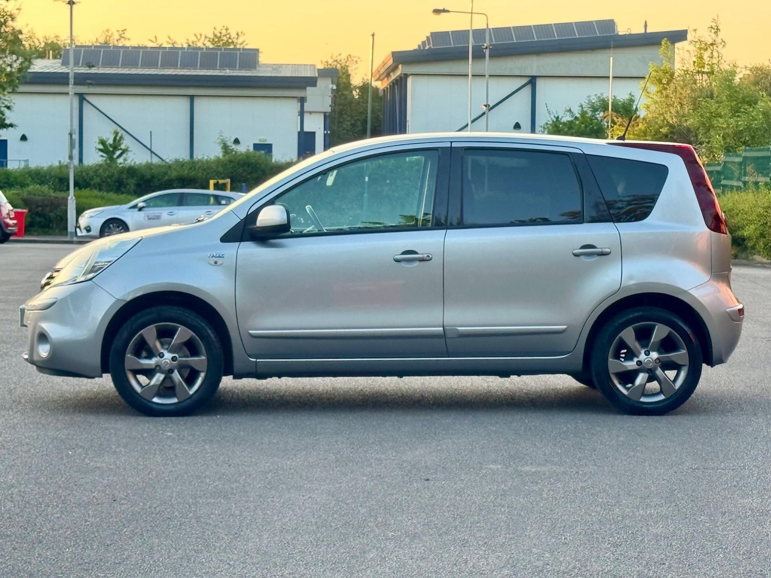 Vehicle 27