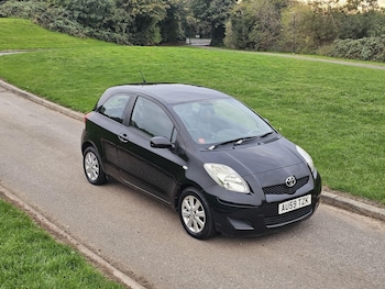 Used Toyota Yaris 2009 for sale - 76121737: Photo