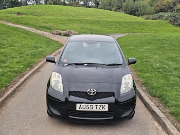 Used Toyota Yaris 2009 for sale - 76121737: Photo