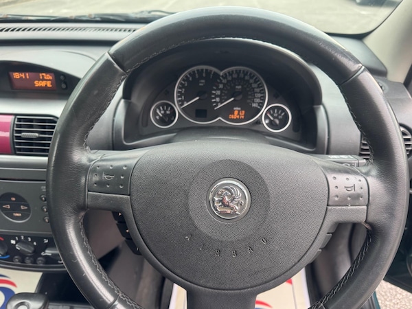 Used Vauxhall Corsa 2004 for sale - 74667355: Photo 42
