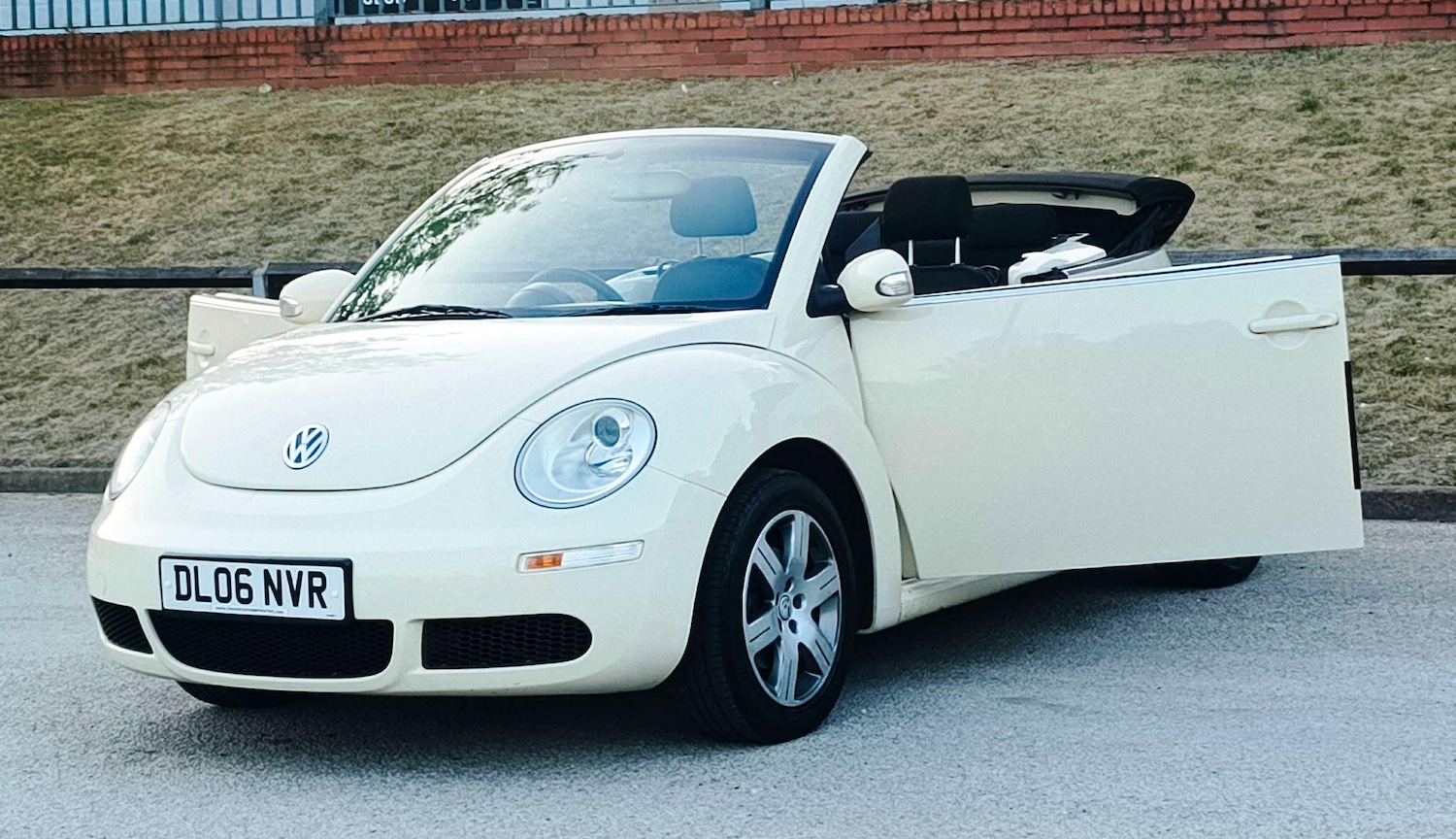 Used Volkswagen Beetle for sale - 76592694: Photo 11