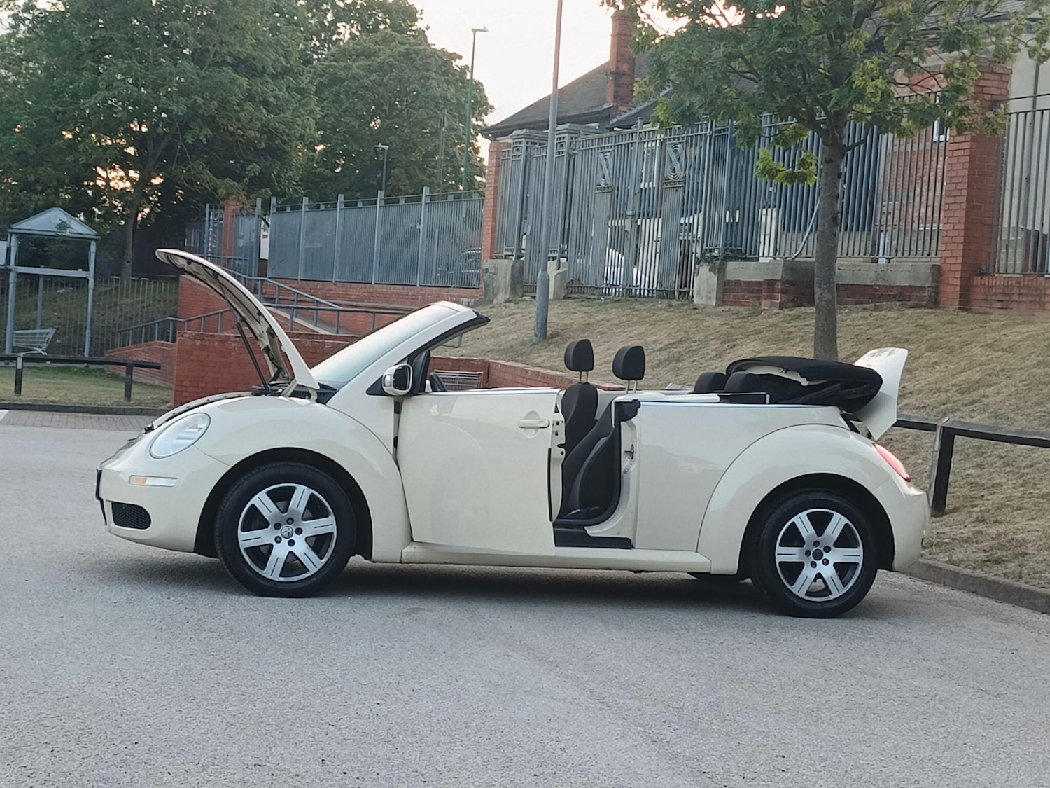 Used Volkswagen Beetle for sale - 76592694: Photo 23