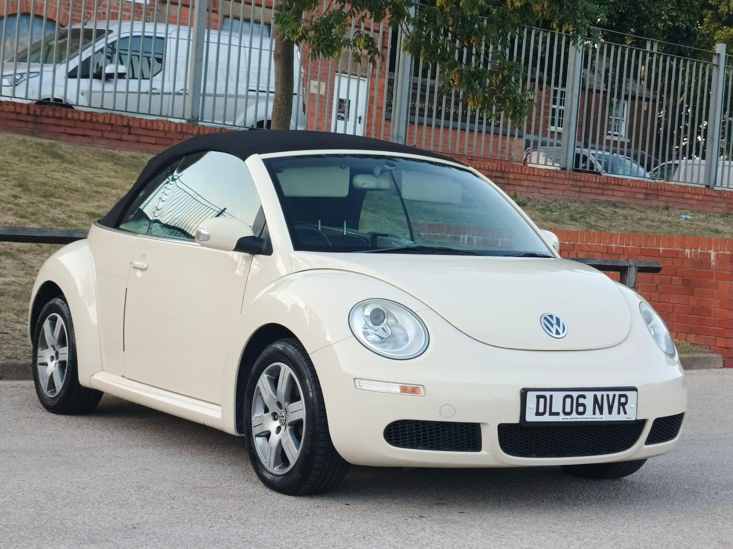 Used Volkswagen Beetle for sale - 76592694: Photo 24