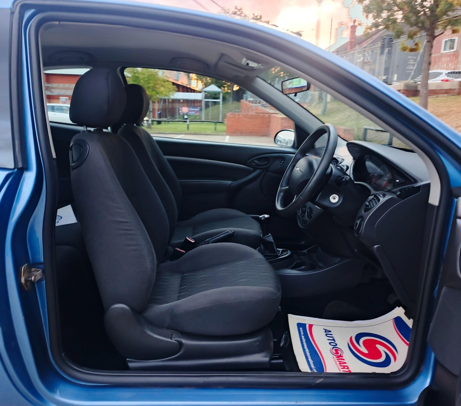 Used Ford Focus 2002 for sale - 76671391: Photo 10