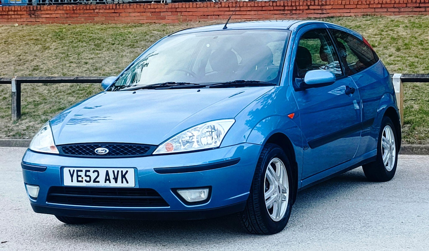 Used Ford Focus 2002 for sale - 76671391: Photo 2