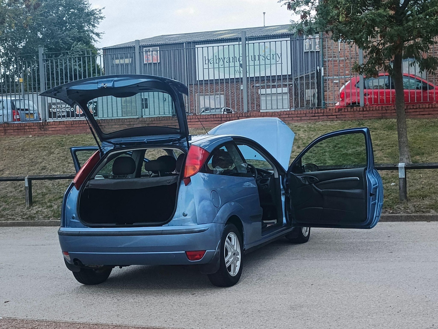 Used Ford Focus 2002 for sale - 76671391: Photo 25