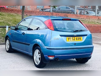 Used Ford Focus 2002 for sale - 76671391: Photo