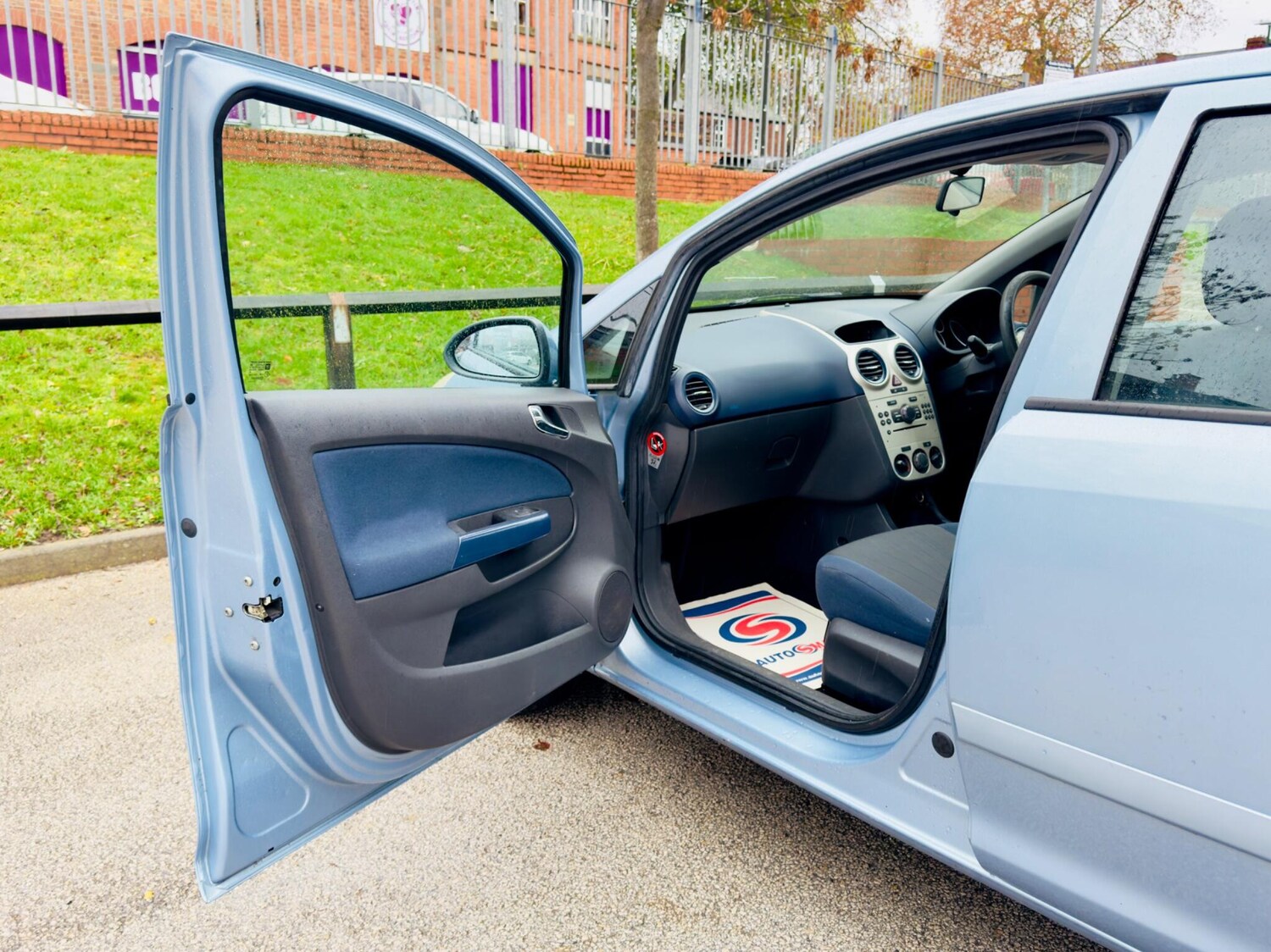 Used Vauxhall Corsa 2007 for sale - 76562474: Photo 12