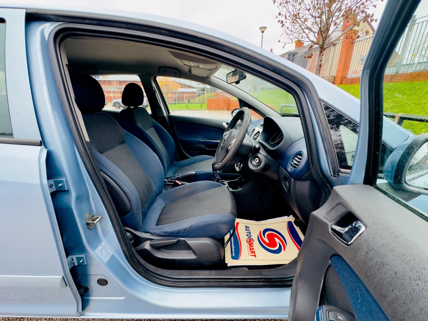 Used Vauxhall Corsa 2007 for sale - 76562474: Photo 9