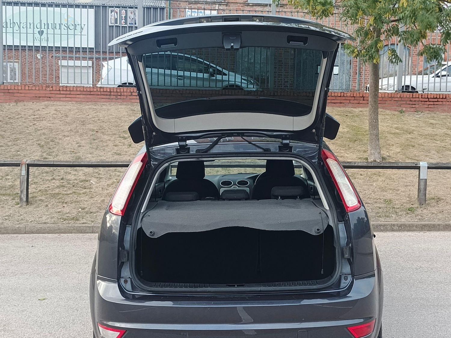 Vehicle 28