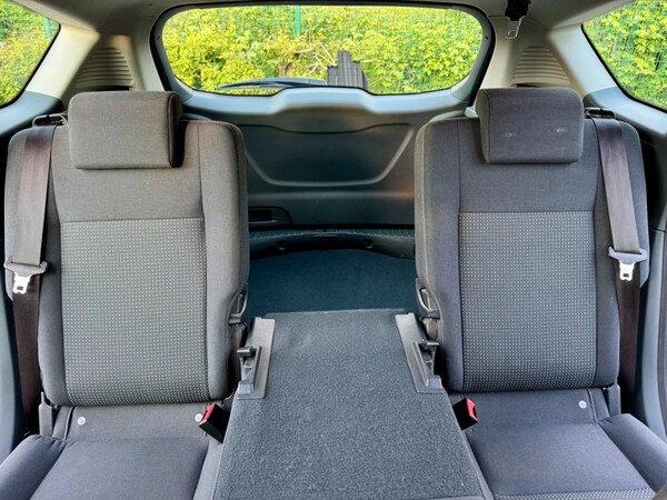 Used Ford C-Max 2011 for sale - 76060815: Photo 12