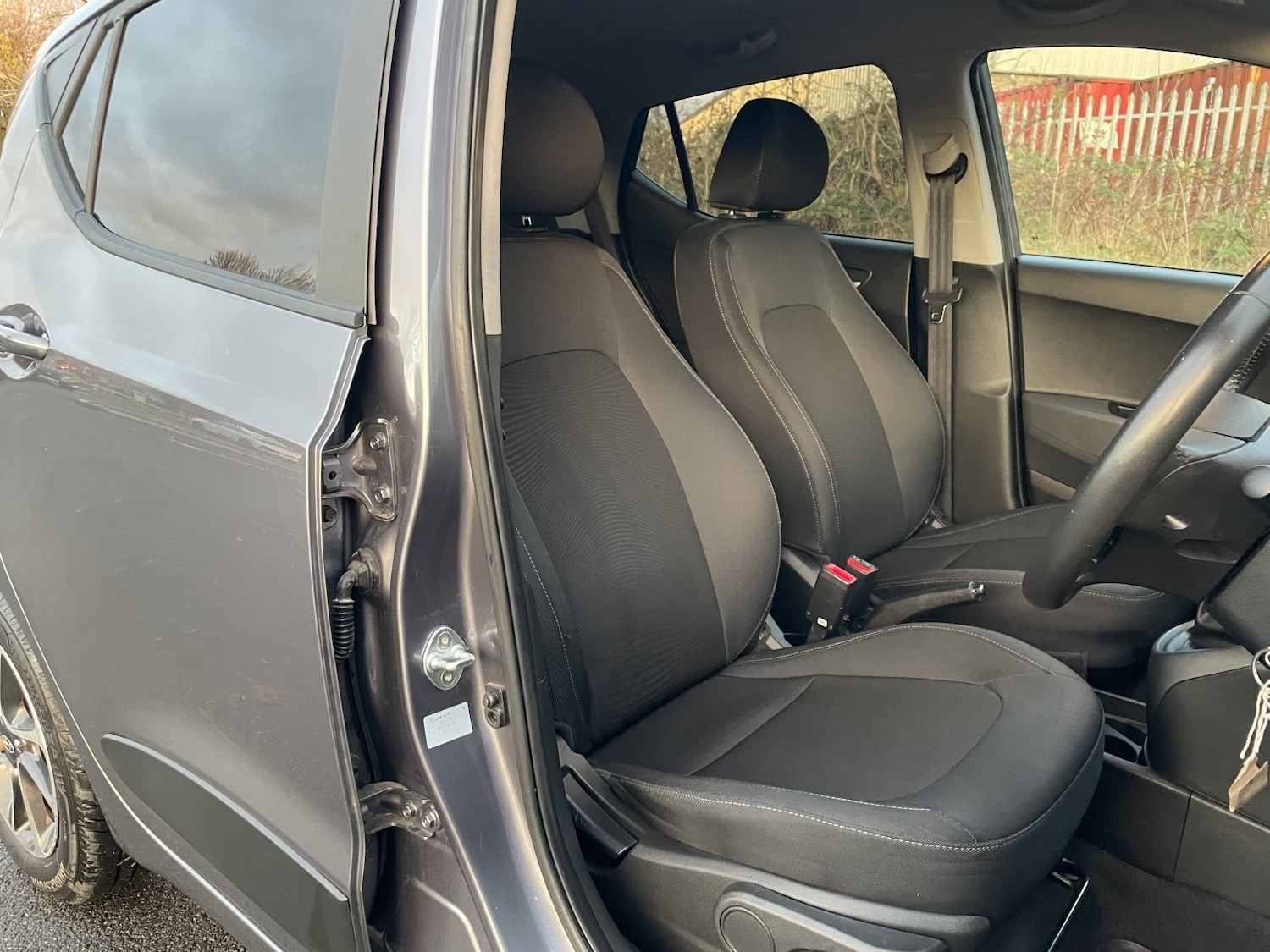 Used Hyundai i10 2018 for sale - 77264441: Photo 14