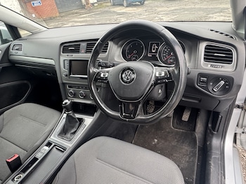Used Volkswagen Golf 2013 for sale - 77264443: Photo