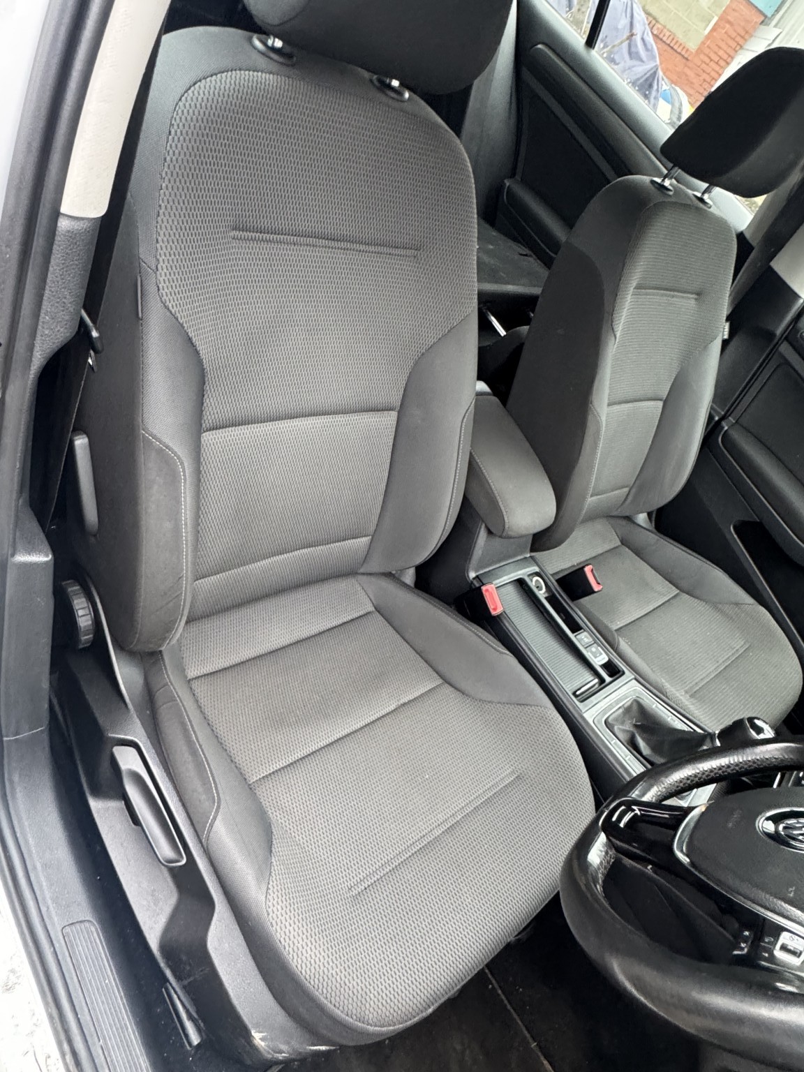 Used Volkswagen Golf 2013 for sale - 77264443: Photo 6