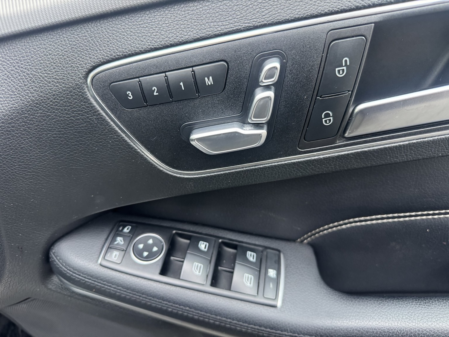 Used Mercedes-Benz E Class 2016 for sale - 77906556: Photo 14