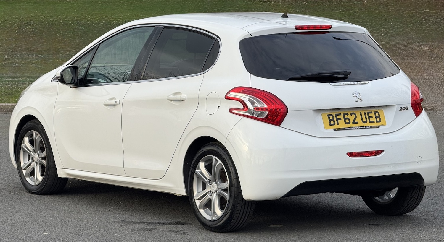 Used Peugeot 208 2012 for sale - 77813146: Photo 3