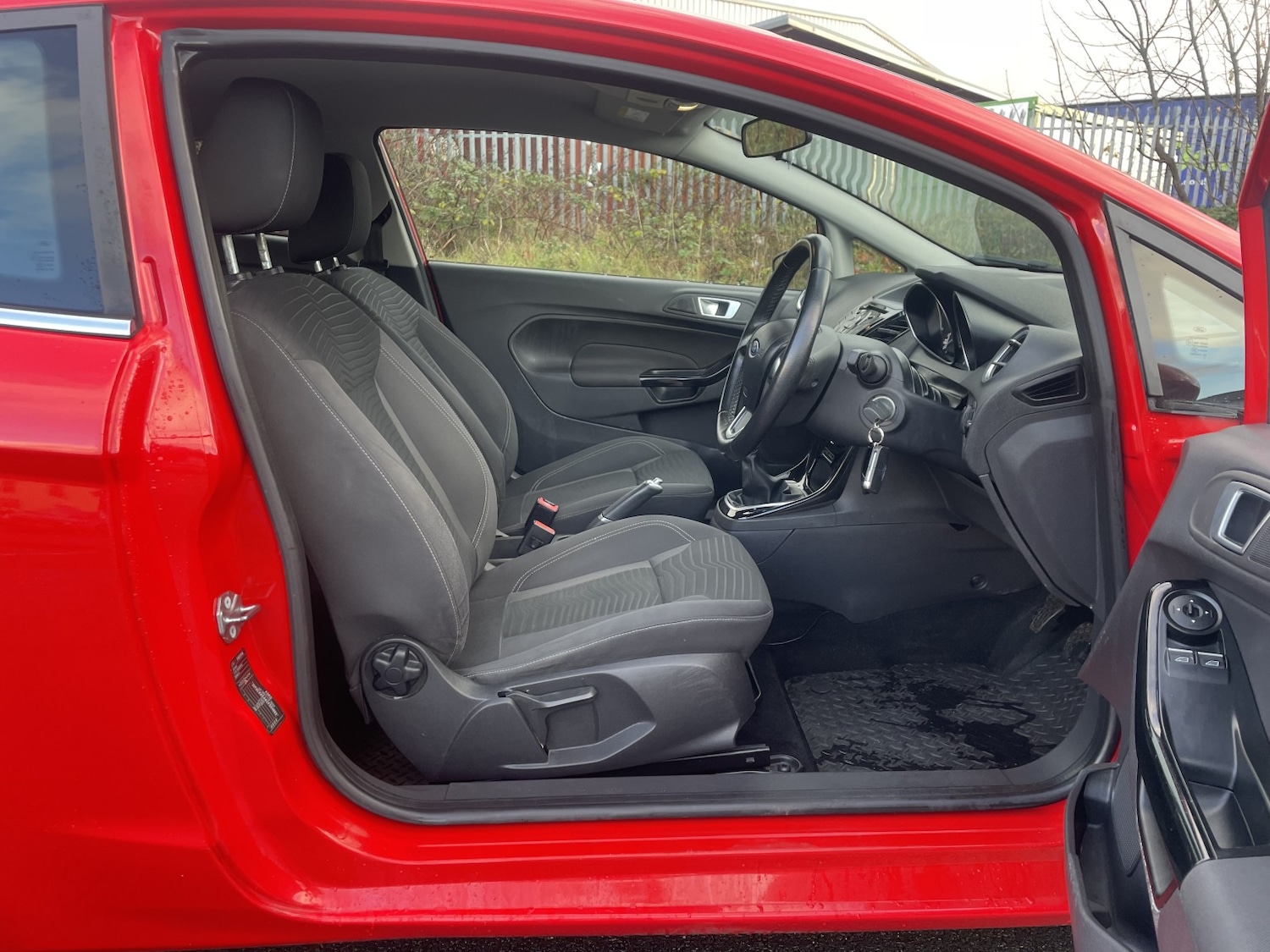 Used Ford Fiesta 2015 for sale - 77264532: Photo 13