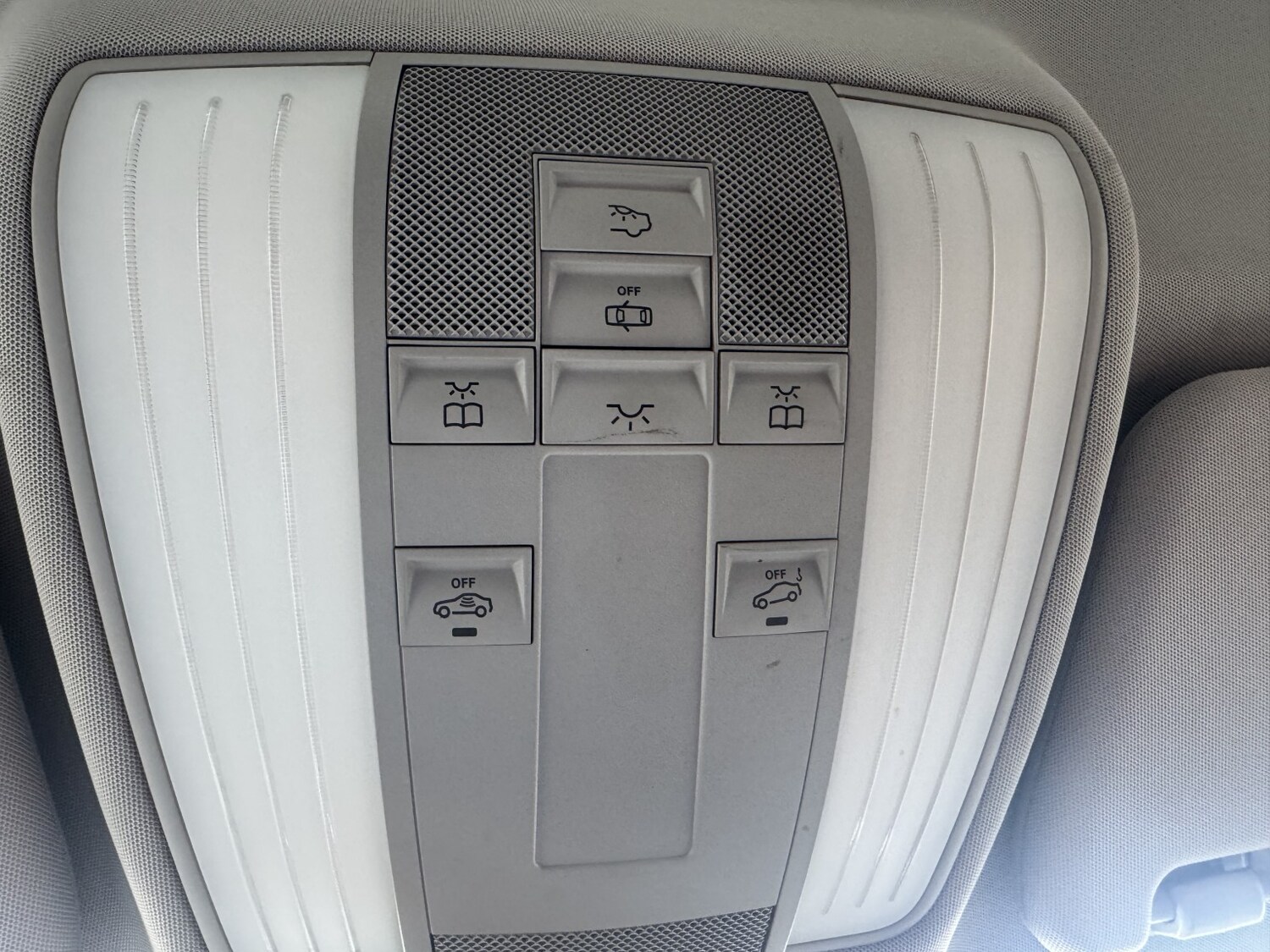 Used Mercedes-Benz E Class 2010 for sale - 77264552: Photo 11