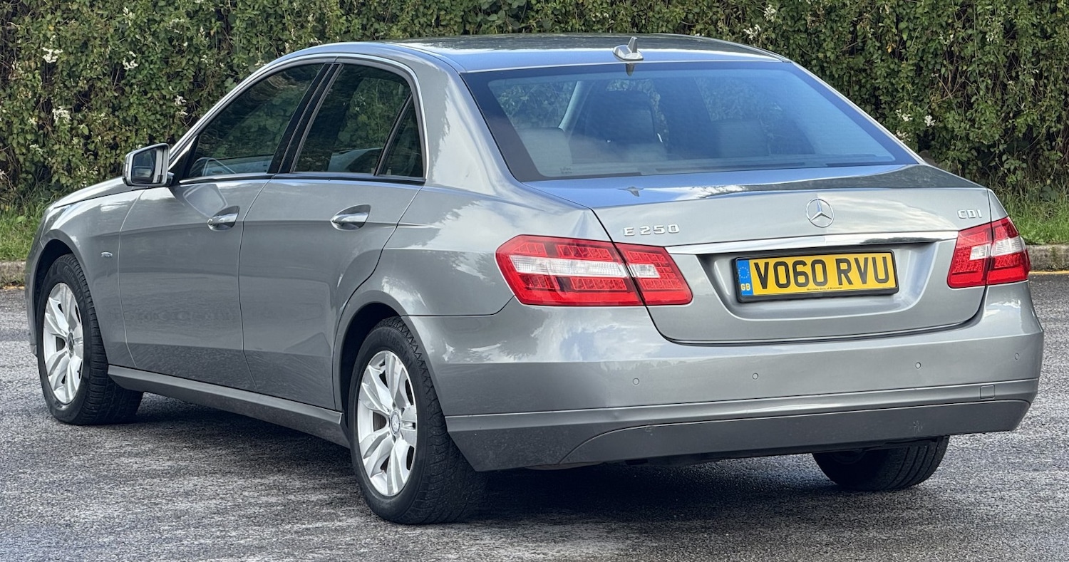 Used Mercedes-Benz E Class 2010 for sale - 77264552: Photo 3