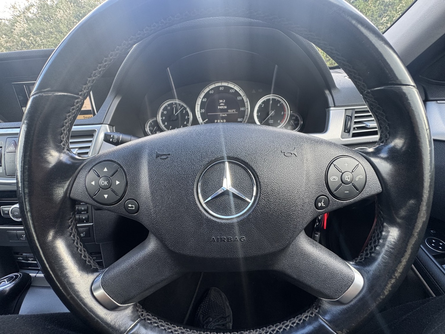 Used Mercedes-Benz E Class 2010 for sale - 77264552: Photo 7