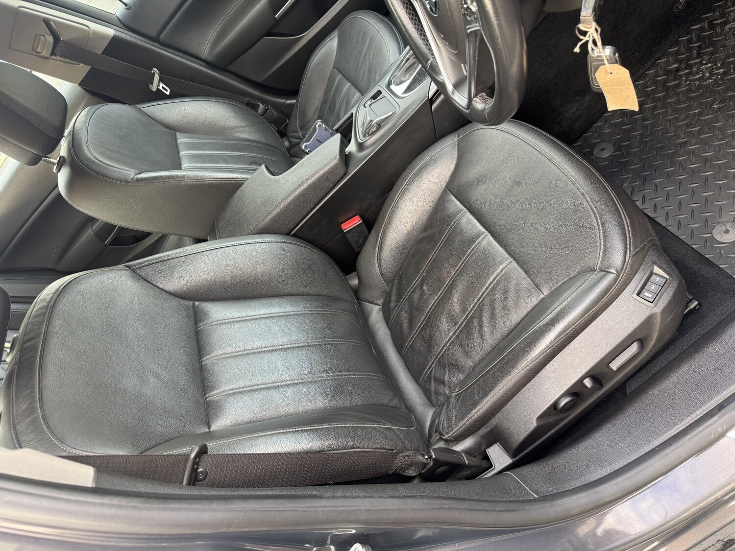 Used Vauxhall Insignia 2014 for sale - 77264539: Photo 7