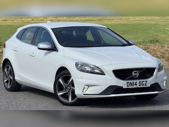 Used Volvo V40 2014 for sale - 79320409: Photo