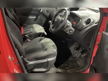 Used Renault Kangoo 2017 for sale - 77915737: Photo