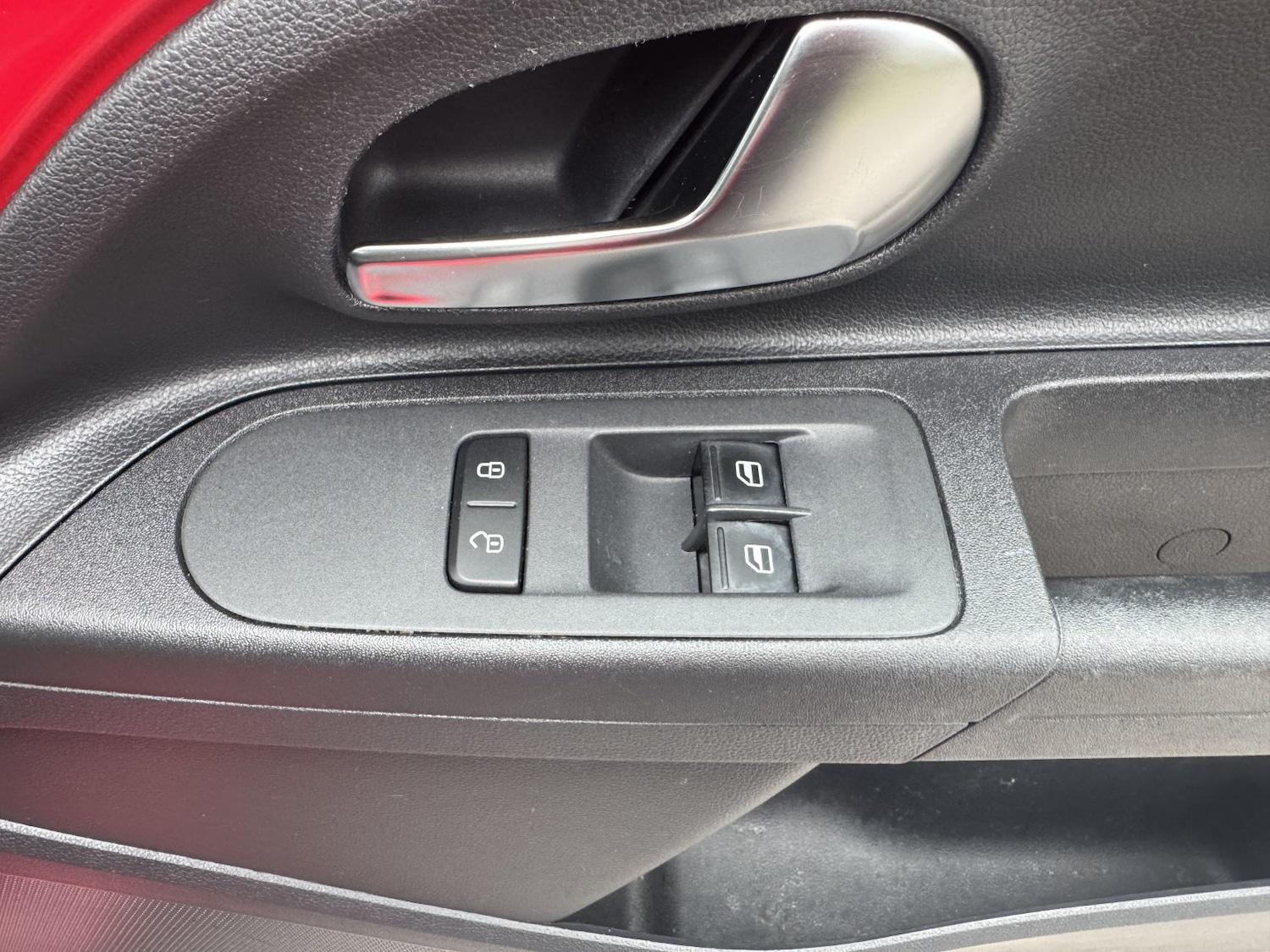 Used Volkswagen up! 2015 for sale - 77264549: Photo 12