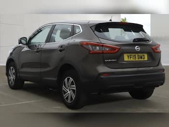 Used Nissan Qashqai 2019 for sale - 79717371: Photo