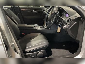 Used Mercedes-Benz C Class 2011 for sale - 77729545: Photo