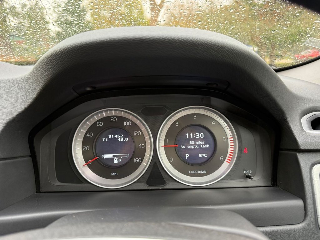 Used Volvo XC70 2013 for sale - 76617932: Photo 18