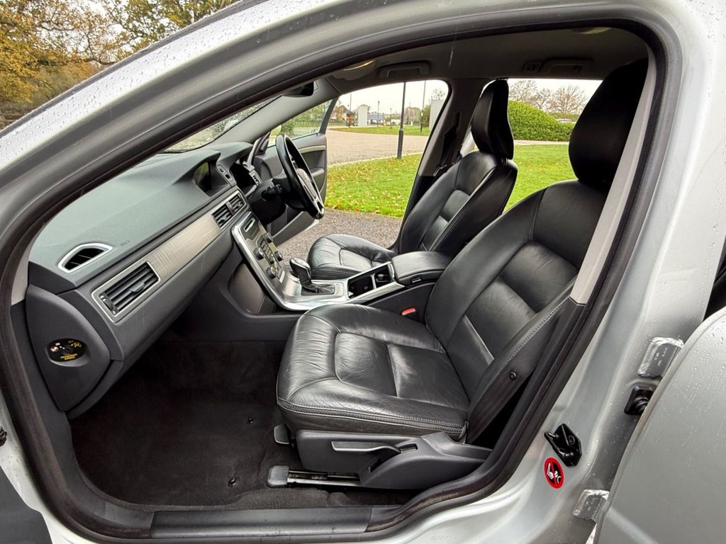 Used Volvo XC70 2013 for sale - 76617932: Photo 26