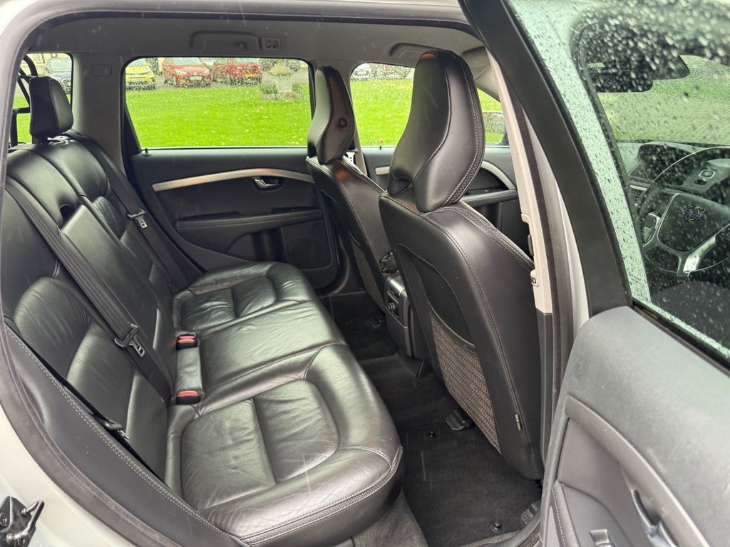 Used Volvo XC70 2013 for sale - 76617932: Photo 32