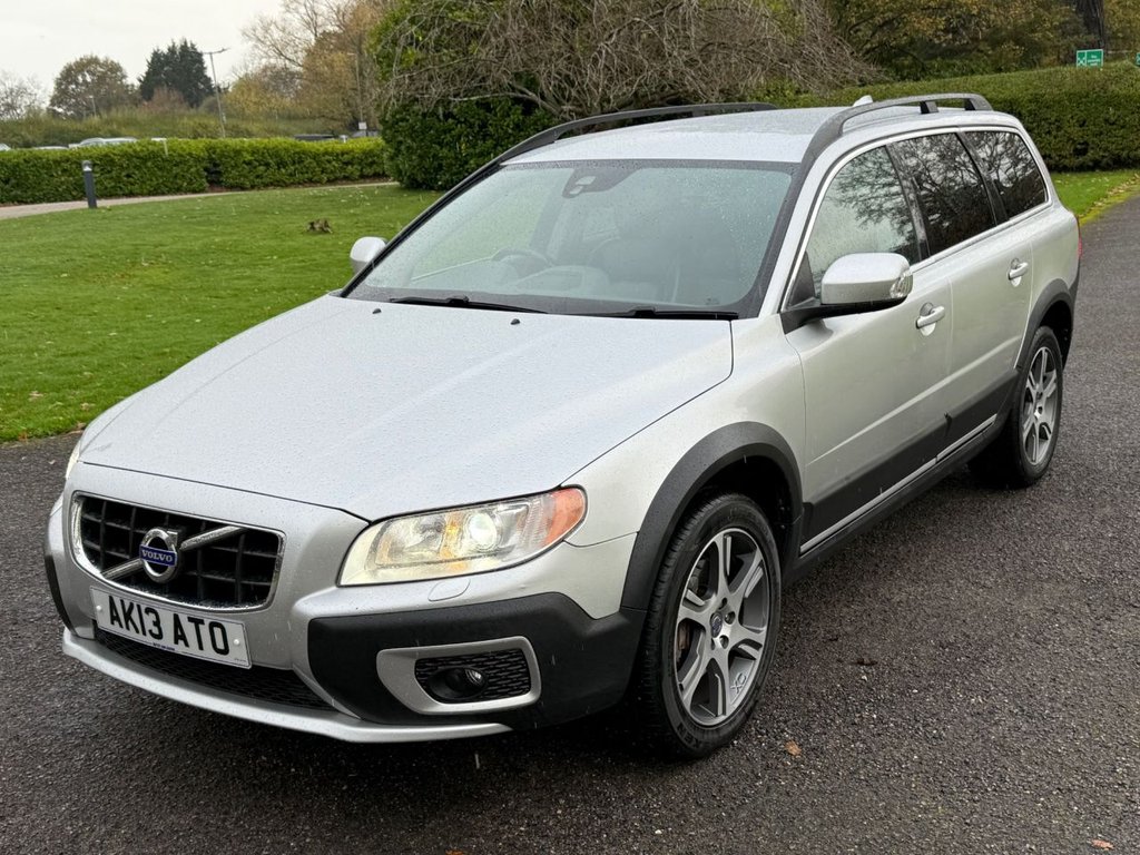 Used Volvo XC70 2013 for sale - 76617932: Photo 6