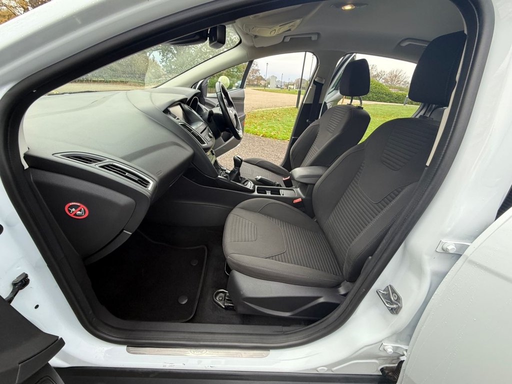 Used Ford Focus 2016 for sale - 76617535: Photo 23