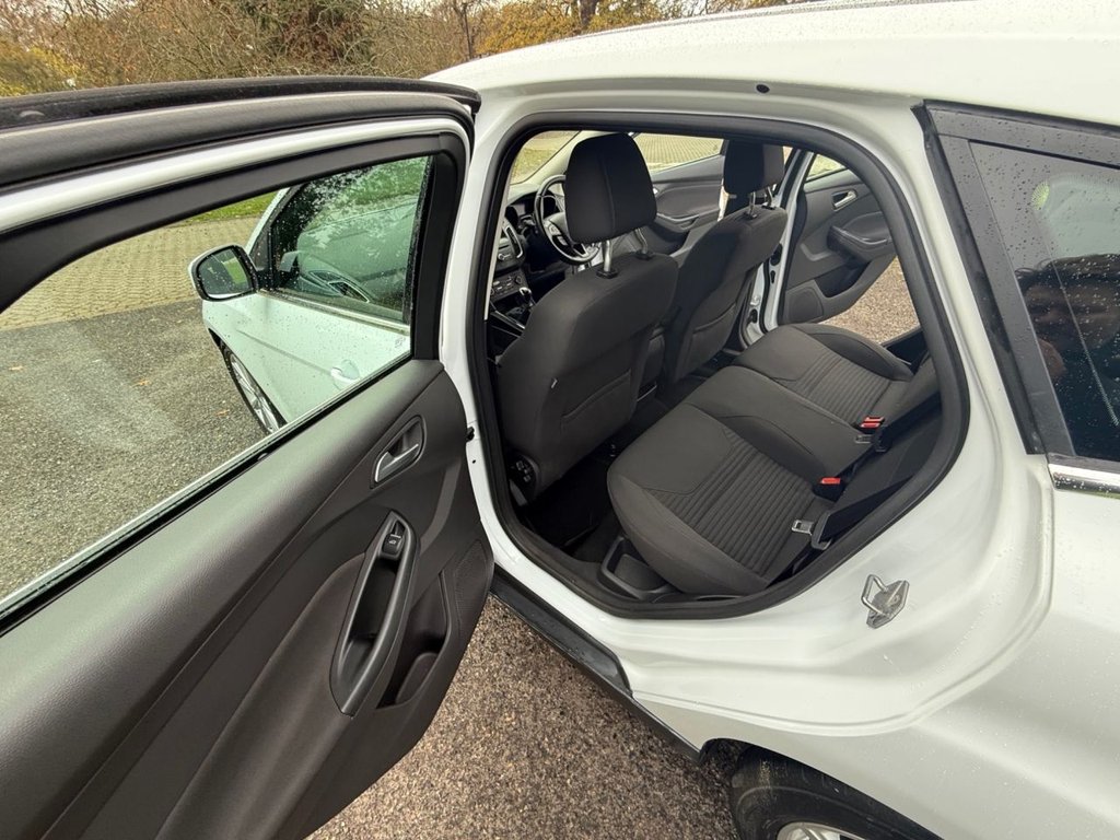 Used Ford Focus 2016 for sale - 76617535: Photo 26