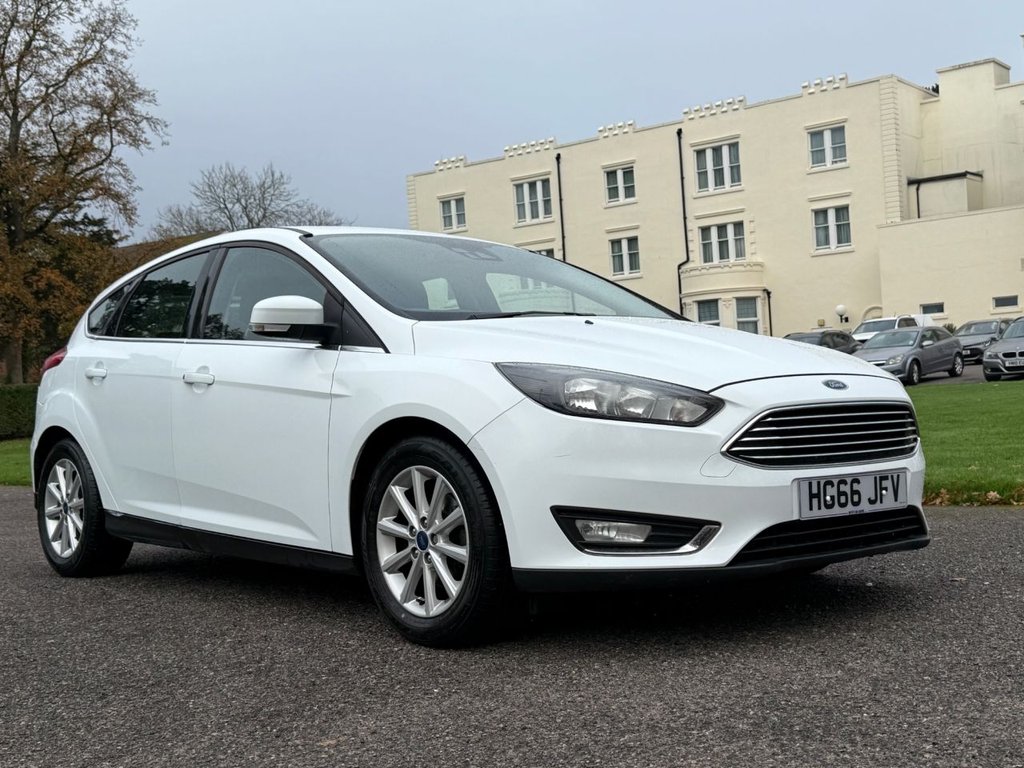 Used Ford Focus 2016 for sale - 76617535: Photo 3