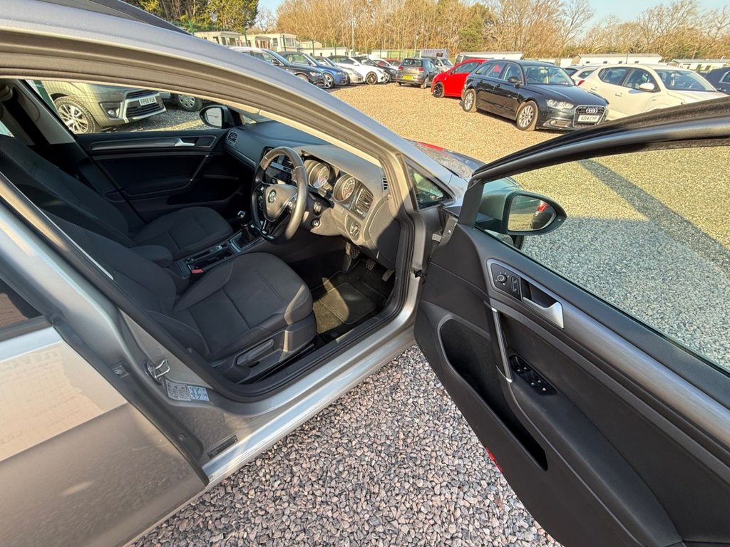 Used Volkswagen Golf 2018 for sale - 77748588: Photo 15