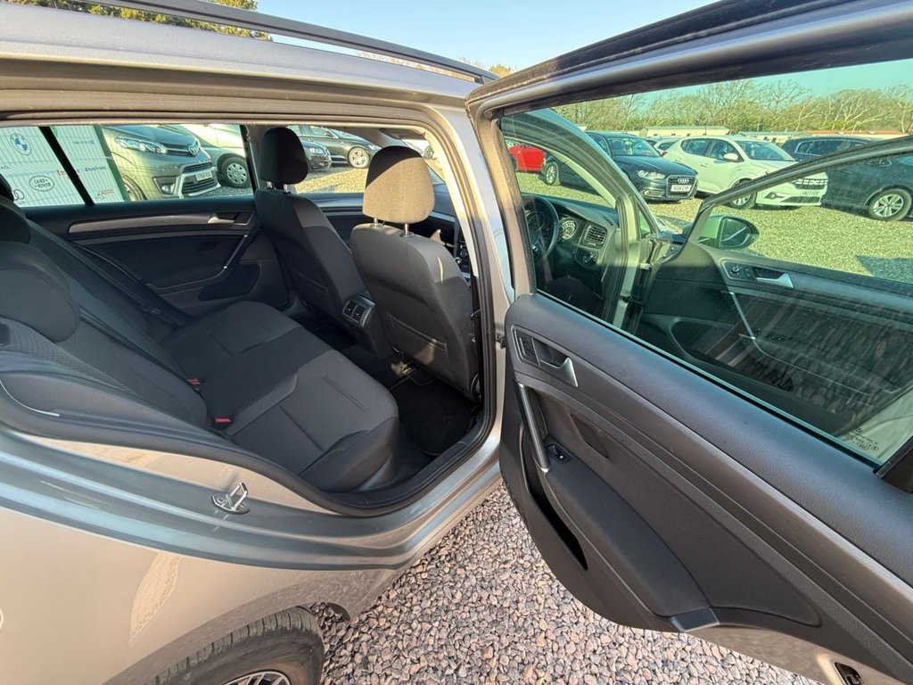 Used Volkswagen Golf 2018 for sale - 77748588: Photo 20