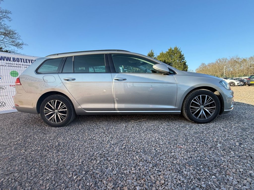 Used Volkswagen Golf 2018 for sale - 77748588: Photo 3