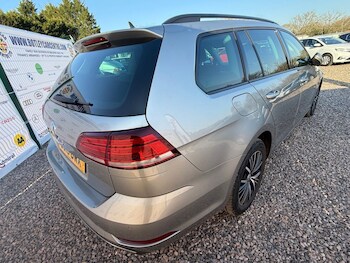 Used Volkswagen Golf 2018 for sale - 77748588: Photo