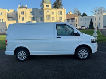 Used Volkswagen Transporter 2014 for sale - 76985747: Photo