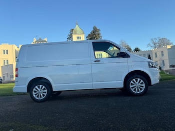 Used Volkswagen Transporter 2014 for sale - 76985747: Photo