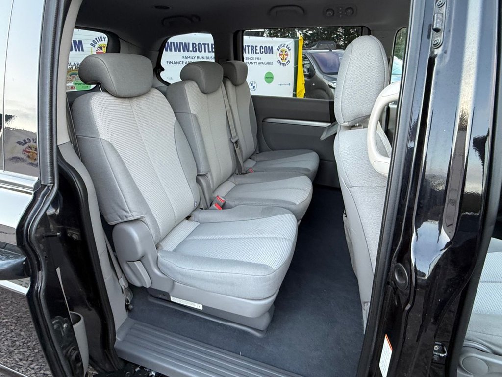 Used Kia Sedona 2010 for sale - 77806844: Photo 20