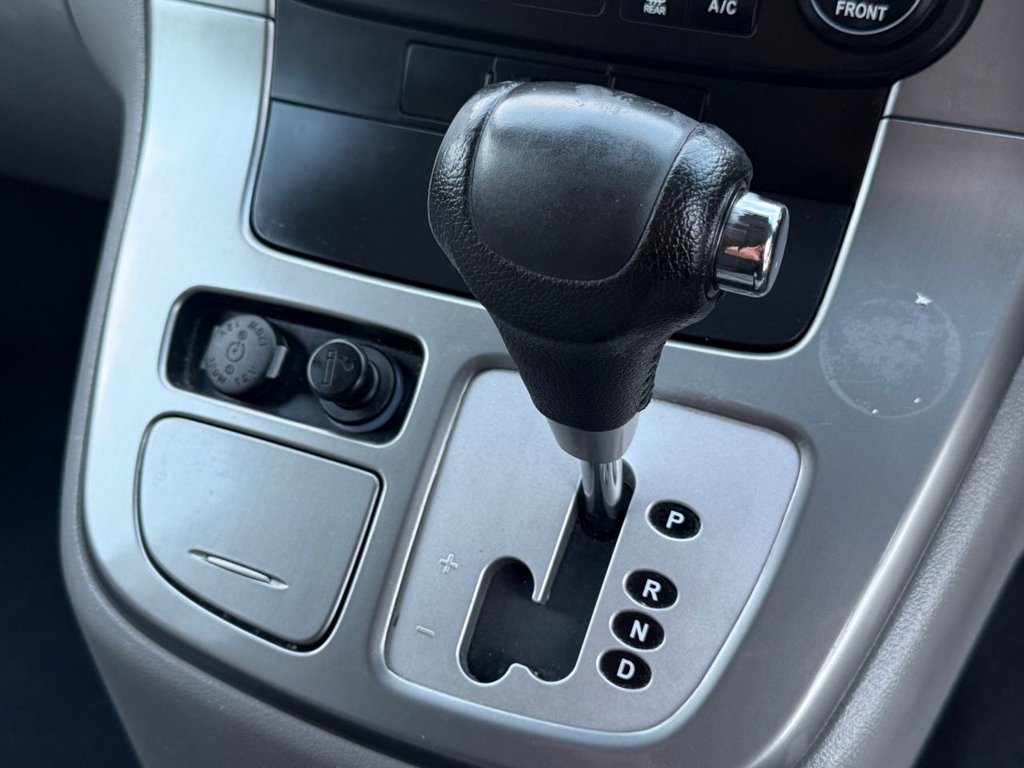 Used Kia Sedona 2010 for sale - 77806844: Photo 21