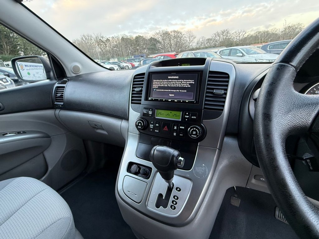 Used Kia Sedona 2010 for sale - 77806844: Photo 22