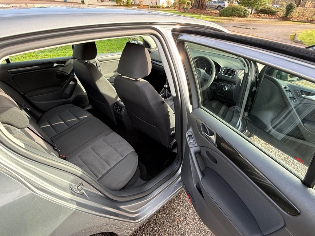 Used Volkswagen Golf 2009 for sale - 77407712: Photo 24