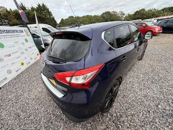 Used Nissan Pulsar 2016 for sale - 79713807: Photo