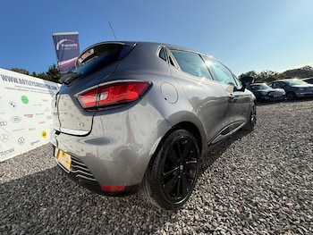 Used Renault Clio 2015 for sale - 79510859: Photo